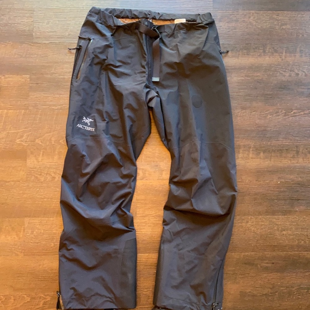 Arc’teryx Beta AR pants